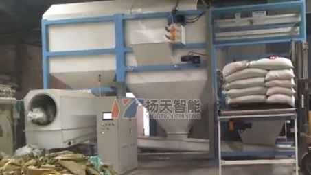 全自動(dòng)拆垛機(jī)和自動(dòng)卸料機(jī)完美組合，解決拆垛卸料問題